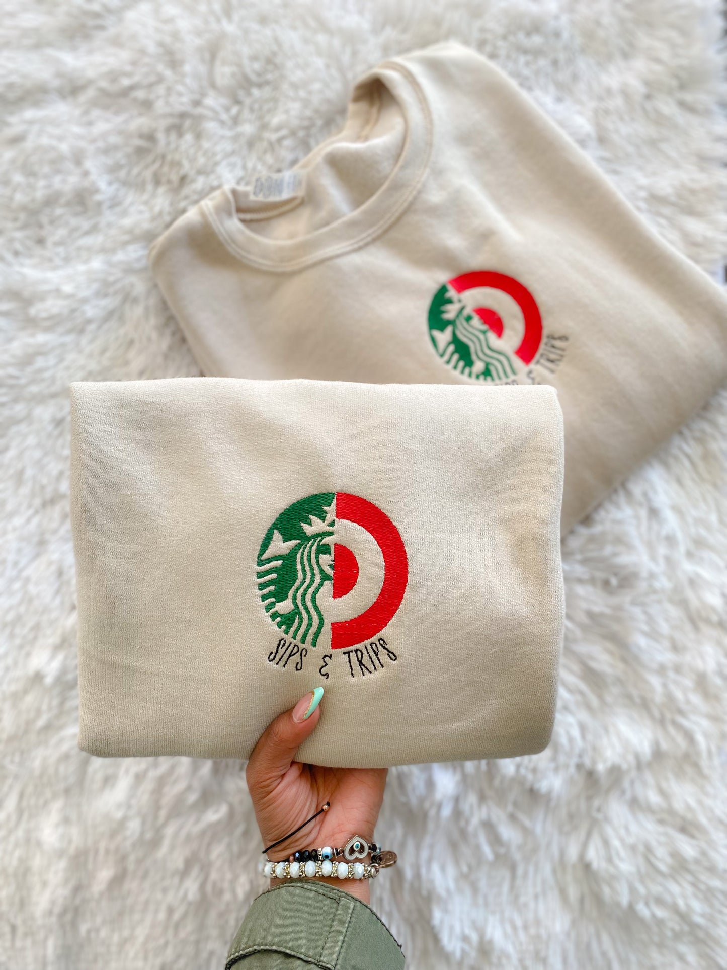 Sips and trips crewneck adult